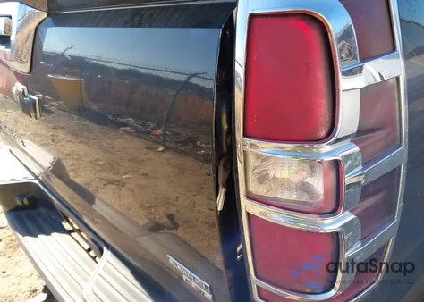 2008 Chevrolet Avalanche 1500 Lt from USA, damaged, VIN 3GNEC12048G217856